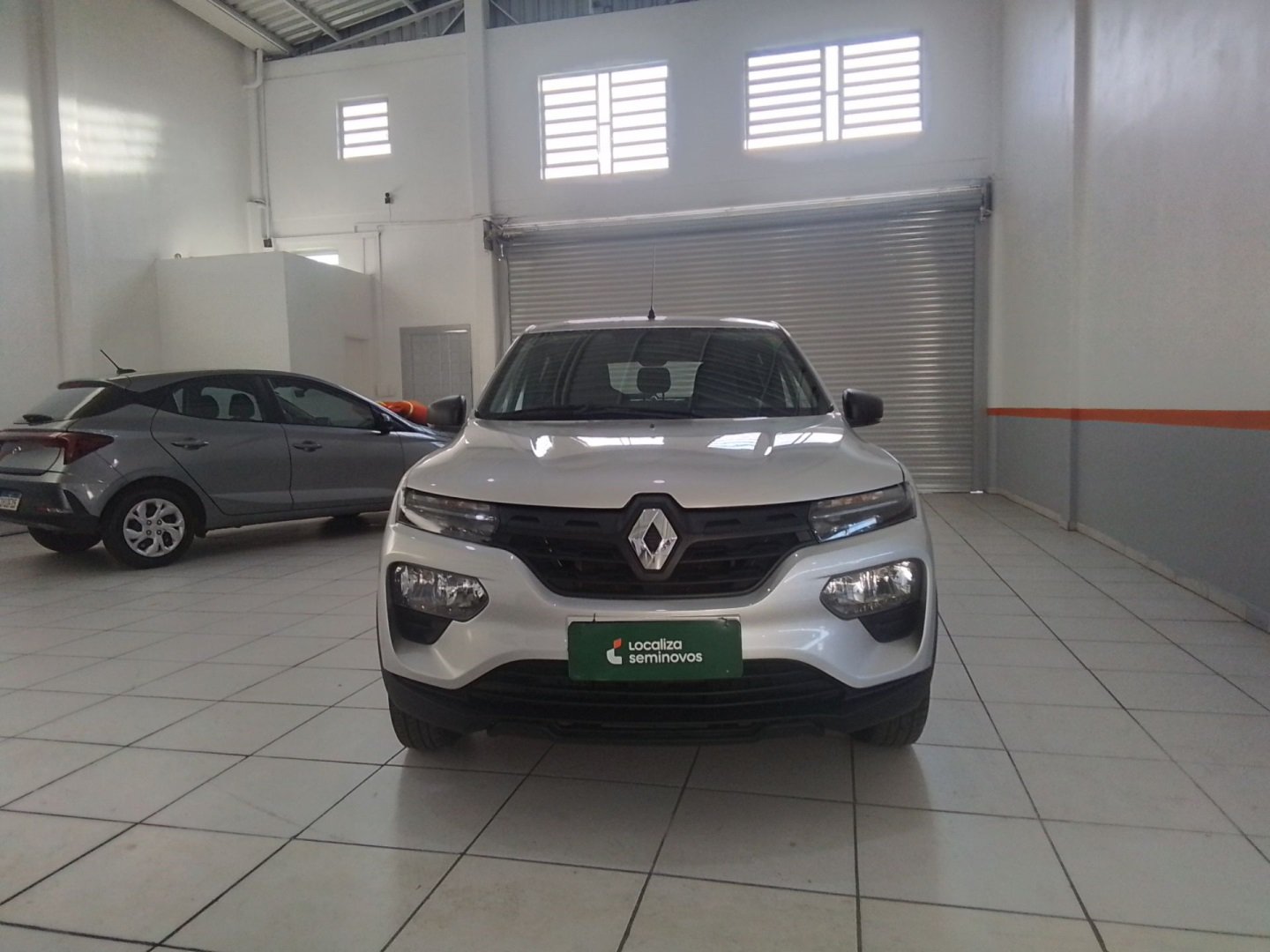 Renault Kwid Zen 1.0 Flex 12V 5p Mec. na cor Prata no Santa Maria / RS - 1000876