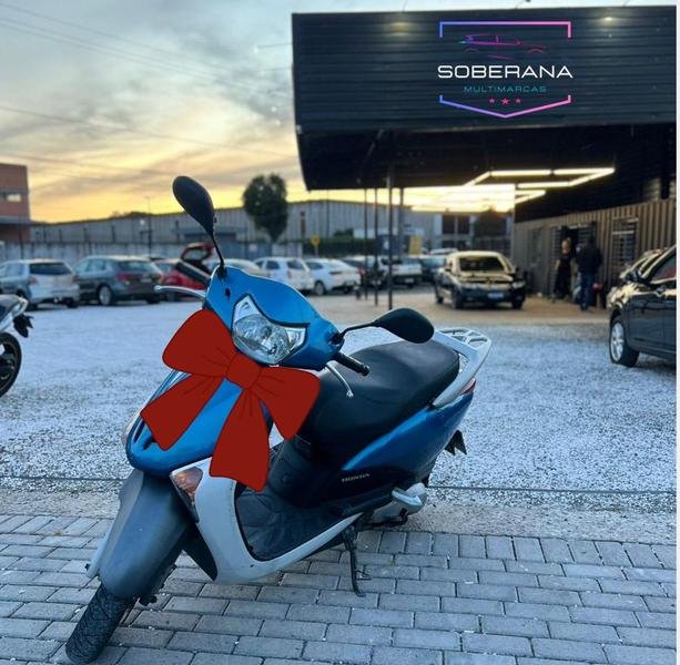 Honda LEAD 110  na cor Azul em Curitiba / PR - 1001285
