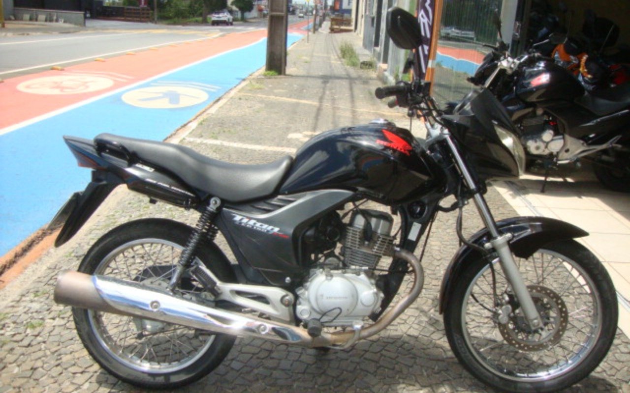 Honda CG 150 TITAN-ESD MIX/FLEX  na cor Preto em Ponta Grossa / PR - 1001337