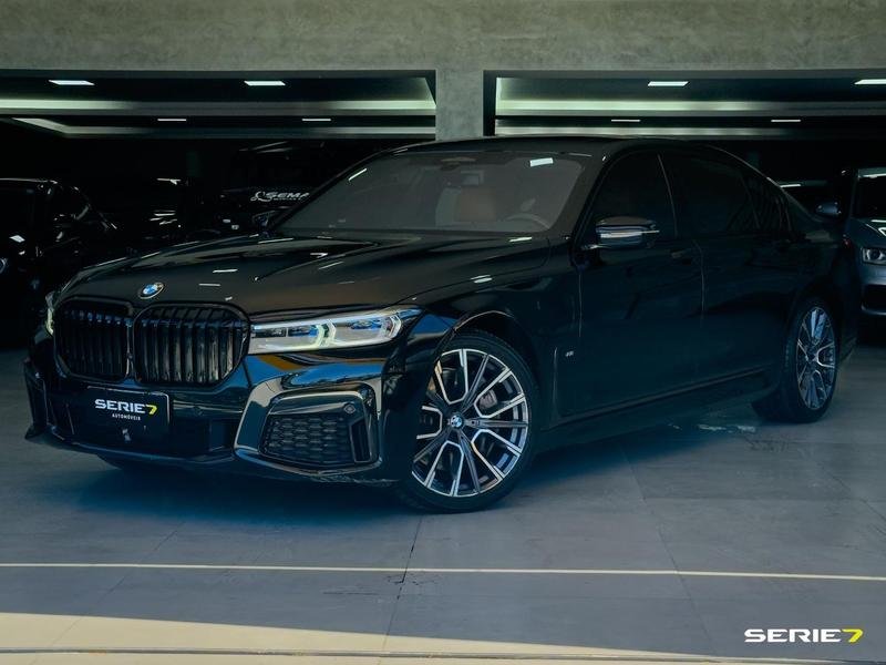 imagem de M Sport Sedan 3.0 V6 Aut. (Híb.)