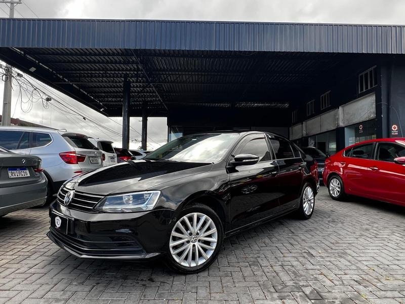 Volkswagen Jetta Comfortline 2.0 T.Flex 8V 4p Tipt. na cor Preto em Curitiba / PR - 1001686