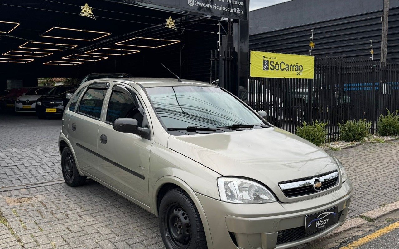 Chevrolet Corsa Hat. Joy 1.0/ 1.0 FlexPower 8V 5p na cor Prata em Curitiba / PR - 1001943