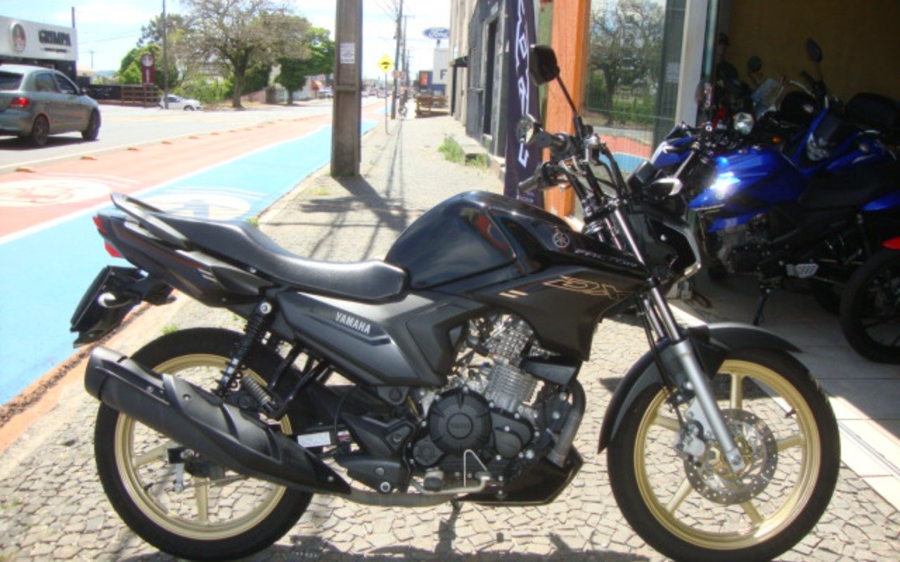 YAMAHA YBR 150 FACTOR DX FLEX  na cor Preto em Ponta Grossa / PR - 1002928