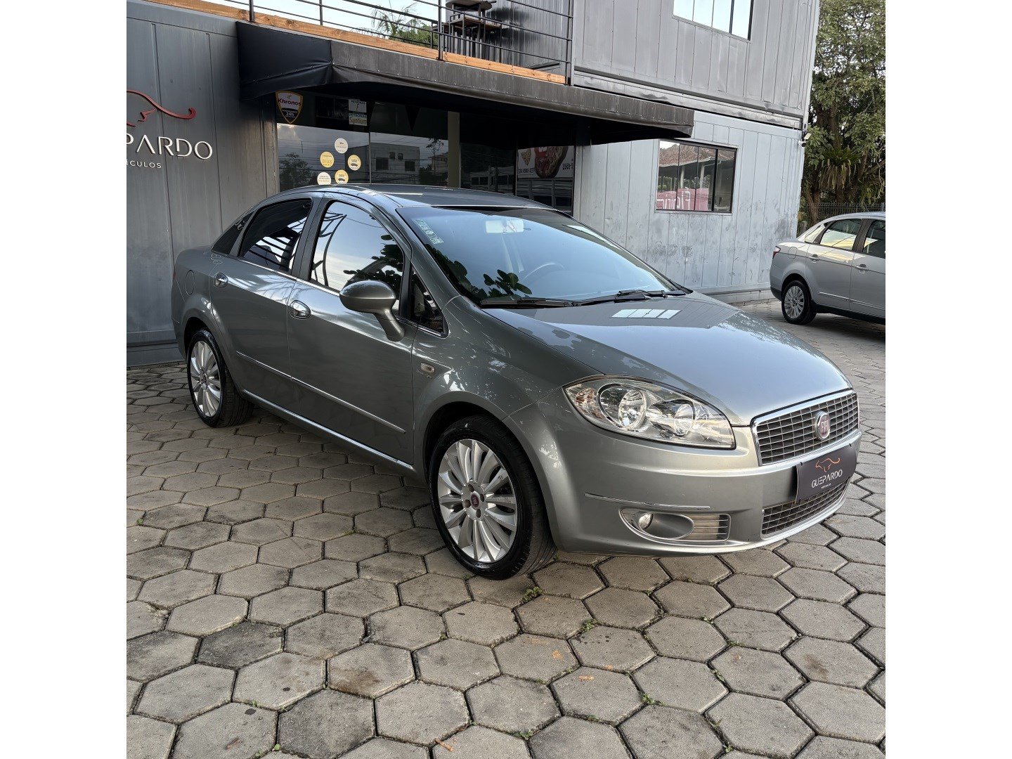 Fiat Linea ABSOLUTE 1.9/1.8 Flex Dualogic 4p na cor Cinza em Joinville / SC - 1003289