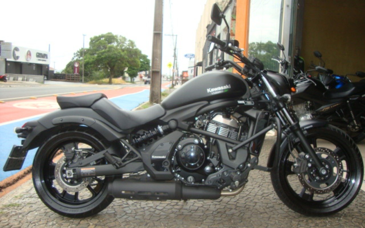KAWASAKI VULCAN S 650  na cor Preto em Ponta Grossa / PR - 1003325
