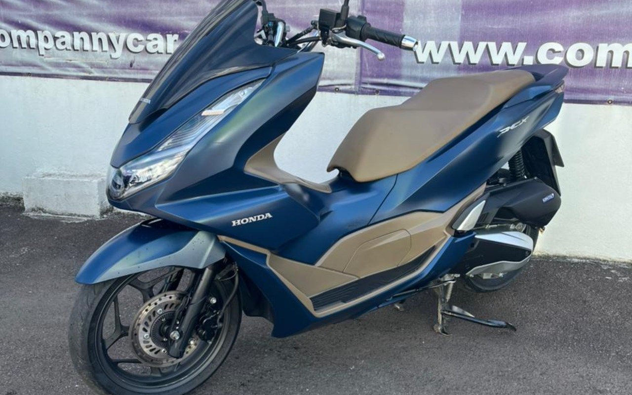 Honda PCX 160 DLX  na cor Azul em Curitiba / PR - 1004070