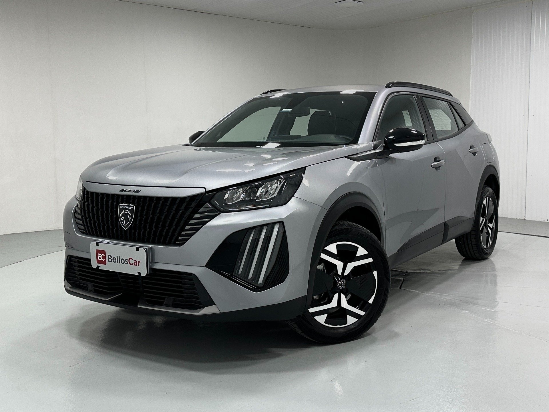Peugeot 2008 Active 1.0 Turbo Flex 5p Aut. na cor Cinza em Curitiba / PR - 1004364