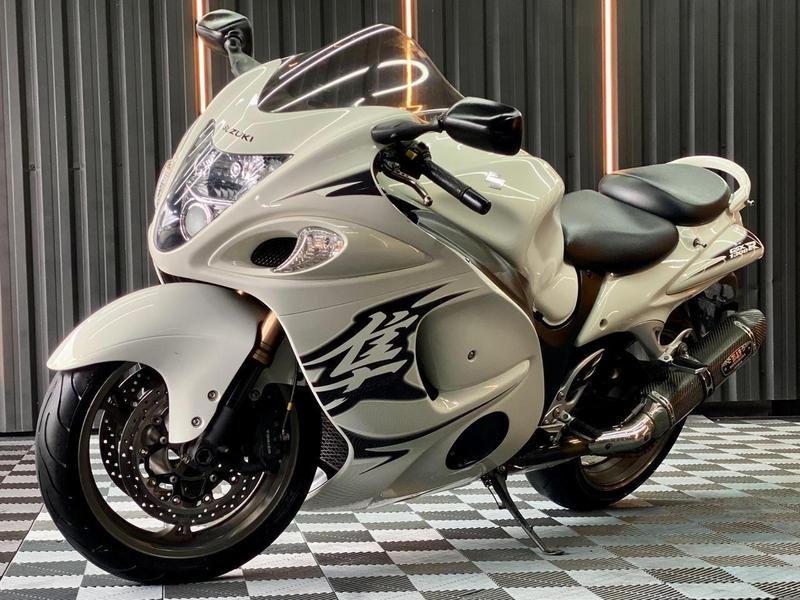 Suzuki GSX 1300-R HAYABUSA  na cor Branco em Curitiba / PR - 1004483