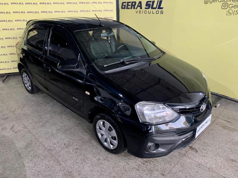 Toyota Etios XS 1.5 Flex 16V 5p Aut. na cor Preto no Porto Alegre / RS - 1004744