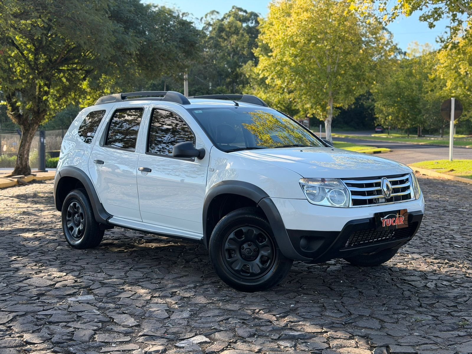 Renault Duster Expression 1.6 Hi-Flex 16V Mec. na cor Branco no Dois Irmãos / RS - 1005152