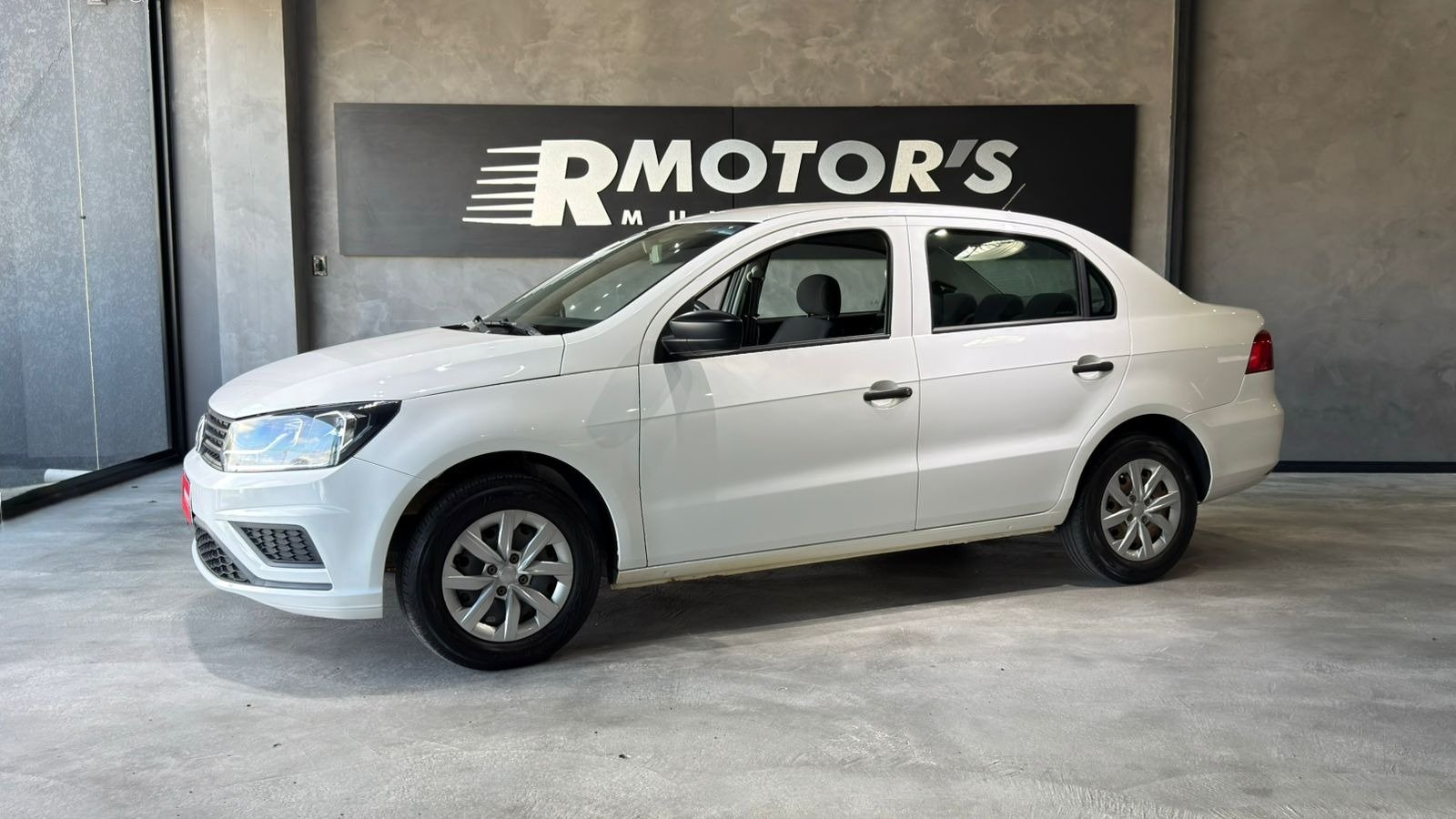 Volkswagen Voyage 1.0 Flex 12V 4p na cor Branco em Colombo / PR - 1005543