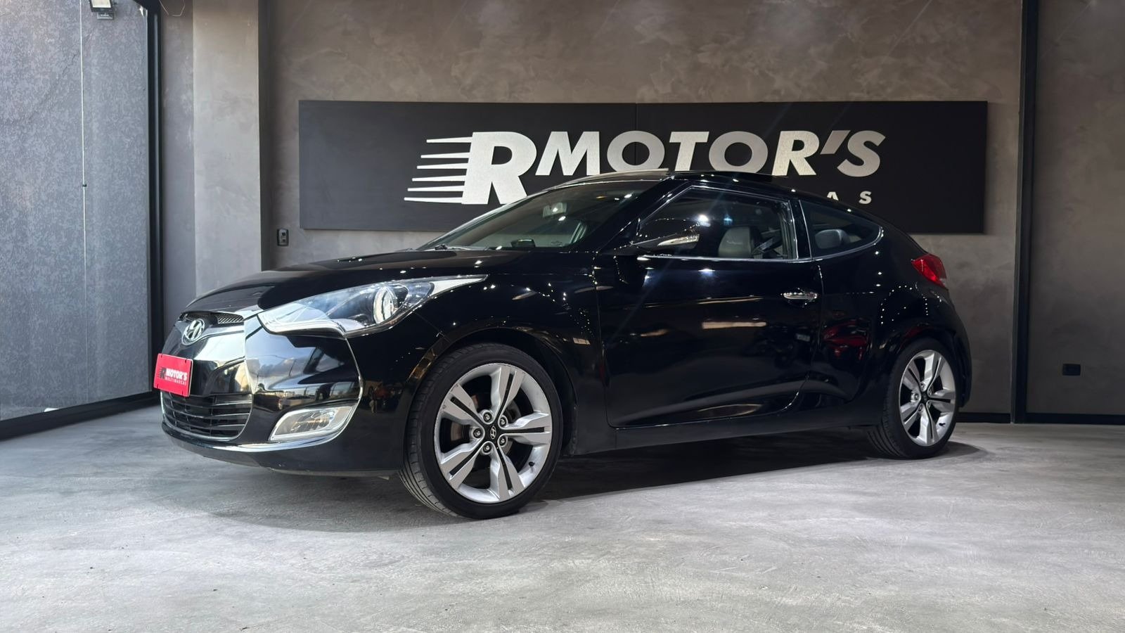 Hyundai Veloster 1.6 16V 140cv Aut. na cor Preto em Colombo / PR - 1005548