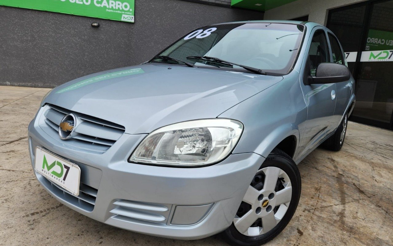 Chevrolet Prisma Sed. Maxx/ LT 1.4 8V ECONOF. 4p na cor Prata em Curitiba / PR - 1005751