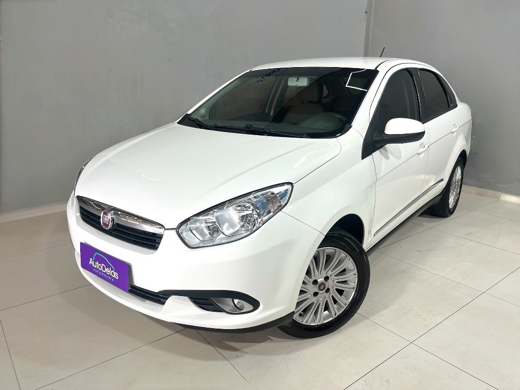 Fiat Grand Siena ESSENCE 1.6 Flex 16V na cor Branco em Florianópolis / SC - 1006775