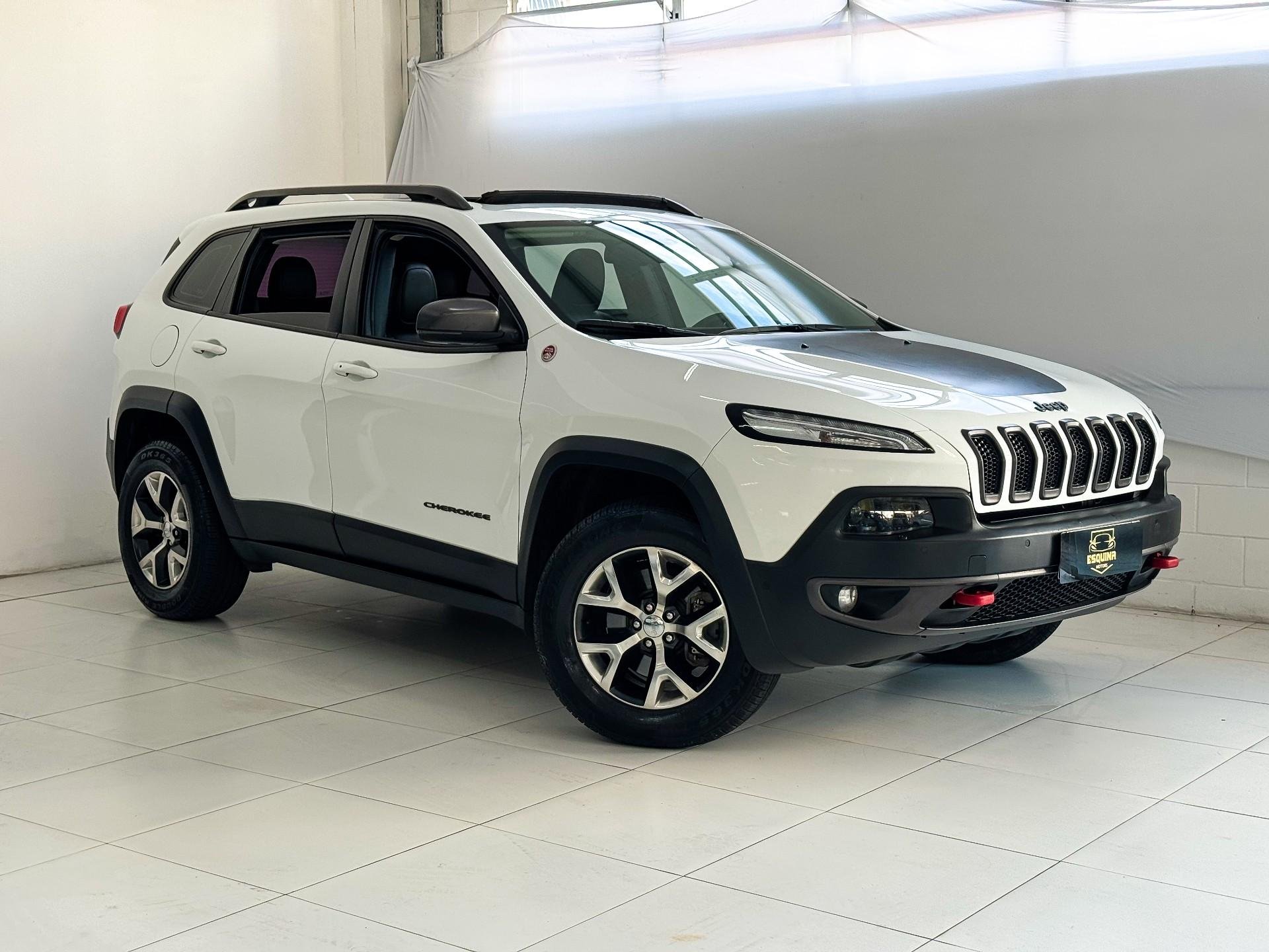 Jeep Cherokee Trailhawk 3.2 4x4 V6 Aut. na cor Branco em São José / SC - 1007032