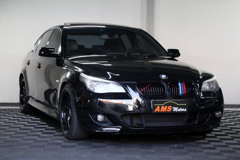 BMW 530i 3.0 na cor Preto em Curitiba / PR - 1007033