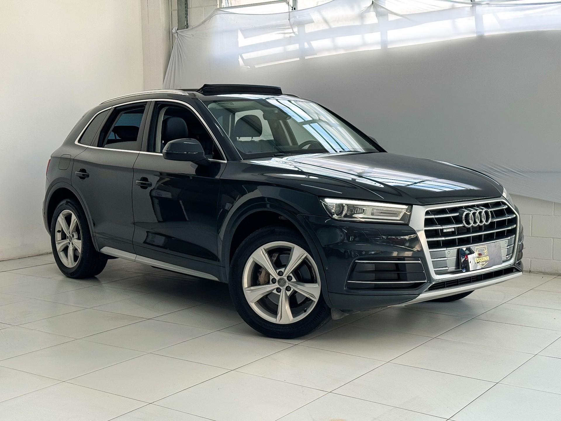 Audi Q5 Prestige Plus 2.0 TFSI Quat. S tronic na cor Cinza em São José / SC - 1007096