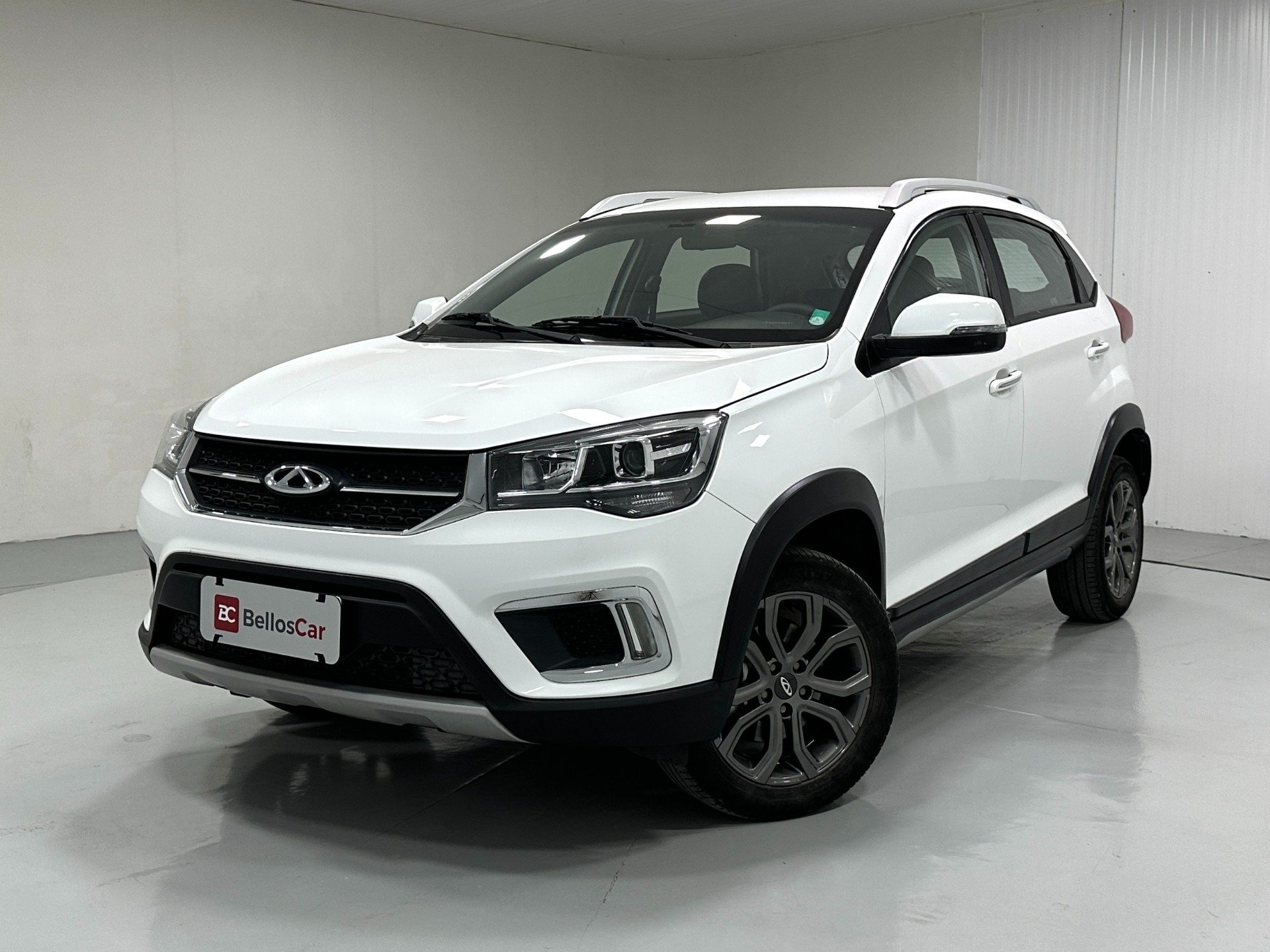 Caoa Chery Tiggo 2 Look 1.5 16V Flex Mec. 5p na cor Branco em Curitiba / PR - 1007502