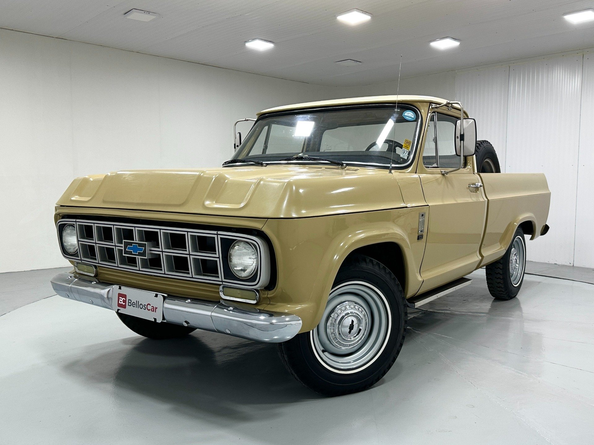 Chevrolet D-10 Diesel na cor Bege em Curitiba / PR - 1007676