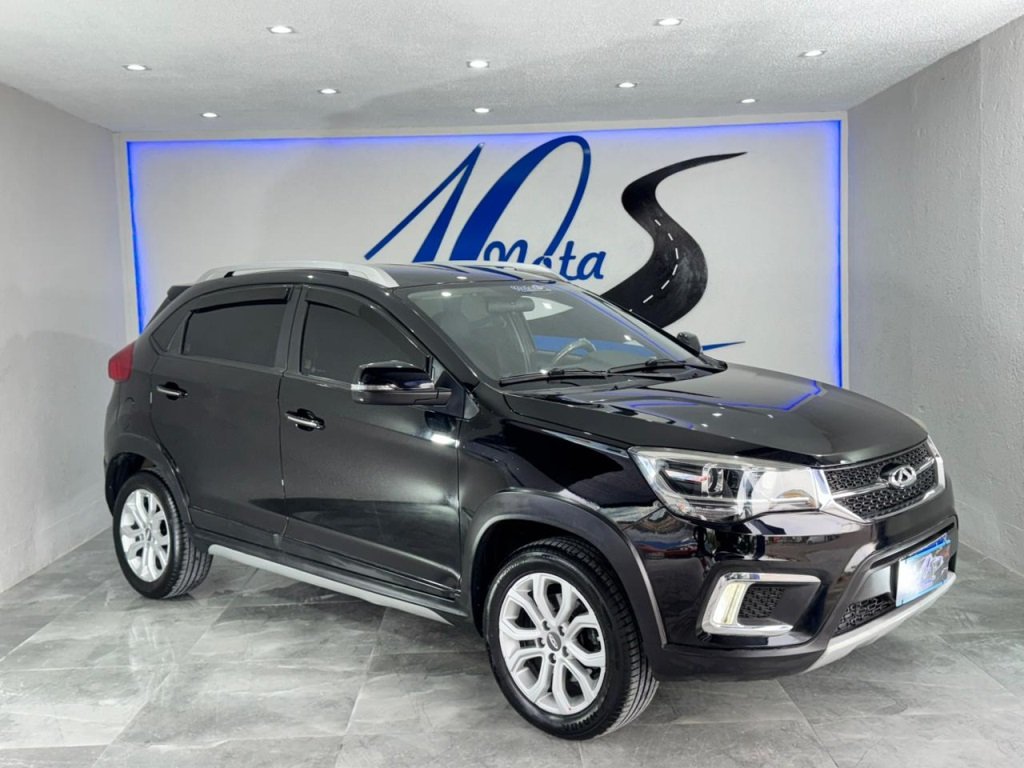 Caoa Chery Tiggo 2 Look 1.5 16V Flex Mec. 5p na cor Preto em Curitiba / PR - 1007841