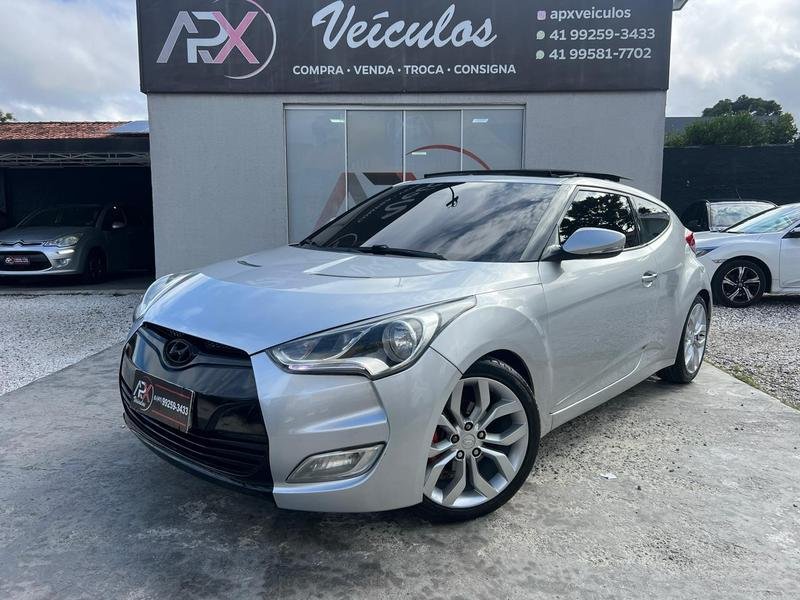 Hyundai Veloster 1.6 16V 140cv Aut. na cor Prata em Curitiba / PR - 1007857
