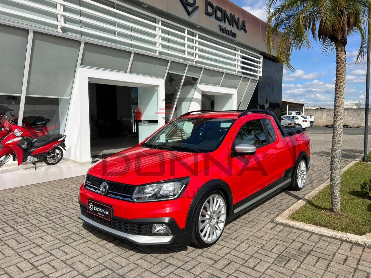 Volkswagen Saveiro CROSS 1.6 T. Flex 16V CE na cor Vermelho em São Mateus do Sul / PR - 1008161
