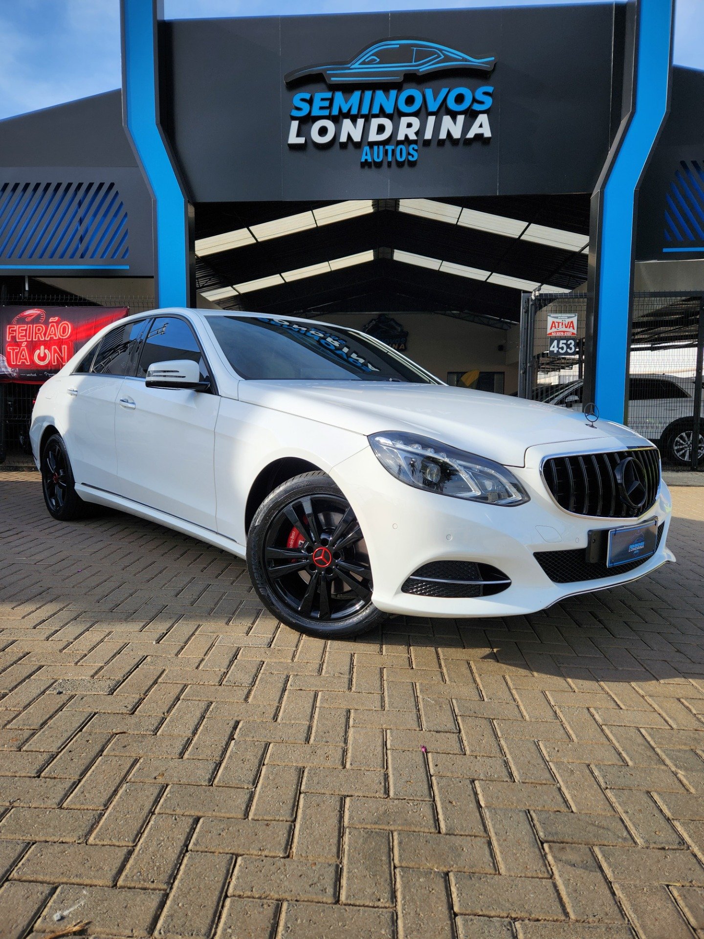Mercedes-Benz E-250 Avantgarde 2.0 TB 211cv Aut. na cor Branco em Londrina / PR - 1008324