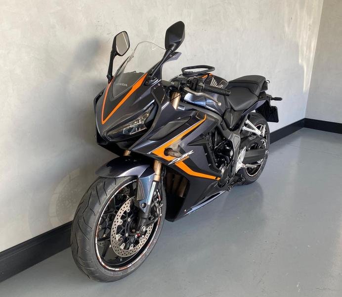 Honda CBR 650 R  na cor Cinza em Curitiba / PR - 1010202