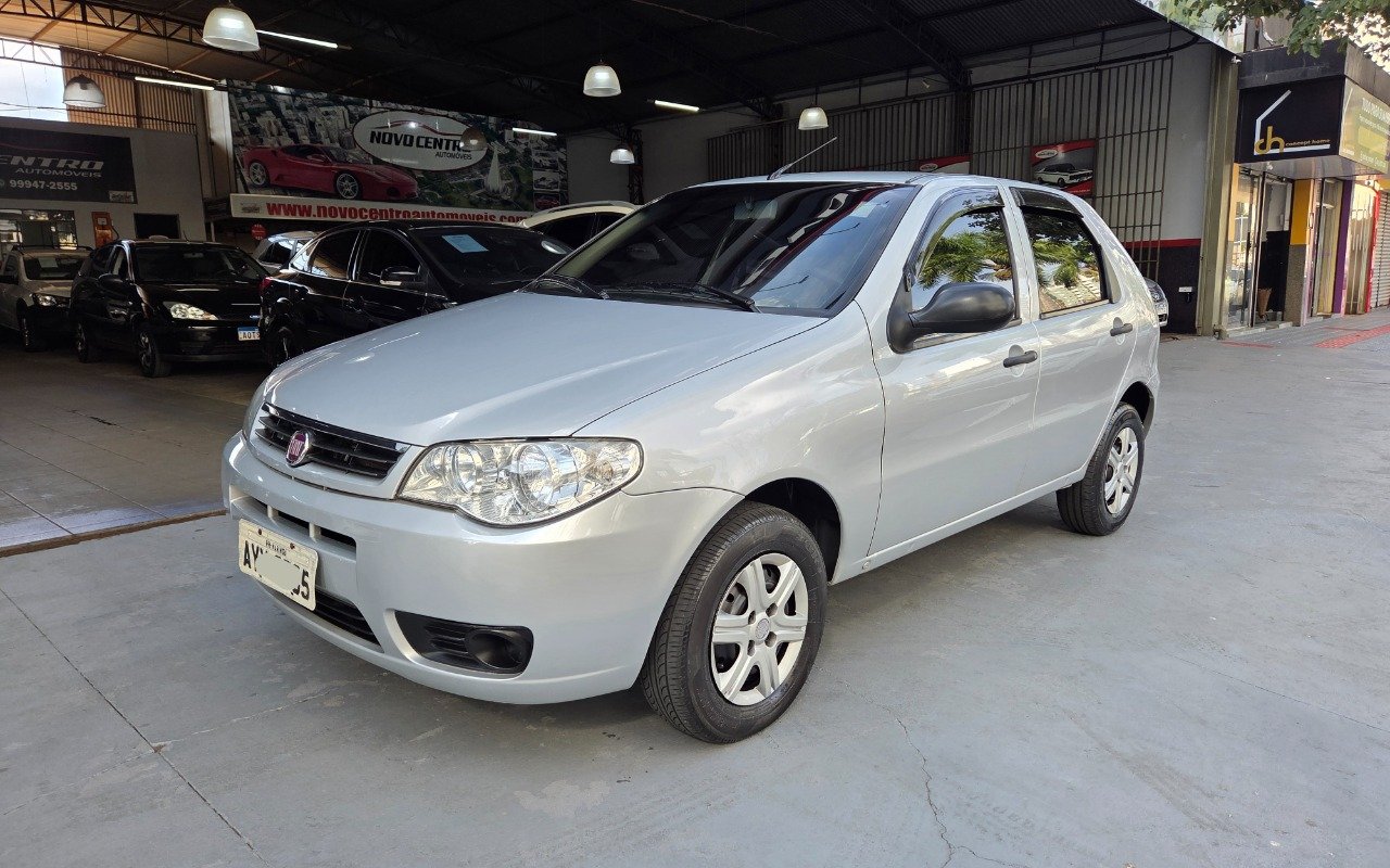 Fiat Palio 1.0/ Trofeo 1.0 Fire/ Fire Flex 4p na cor Prata em Maringá / PR - 1010804
