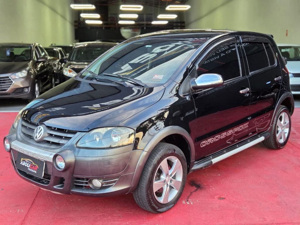 Volkswagen Crossfox 1.6 Mi Total Flex 8V 5p na cor Preto em Campinas / SP - 1011370