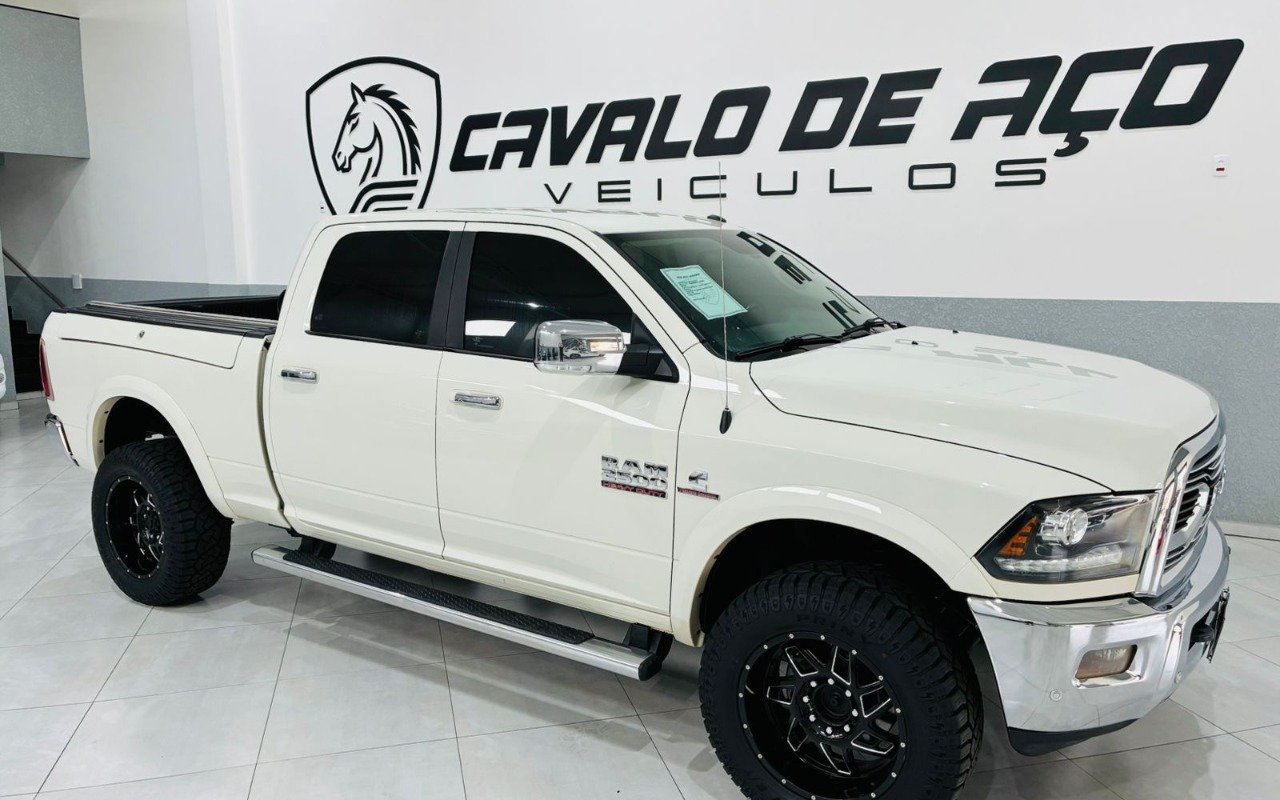 RAM 2500 LARAMIE 6.7 TDI CD 4x4 Diesel na cor Branco em Ponta Grossa / PR - 1012688