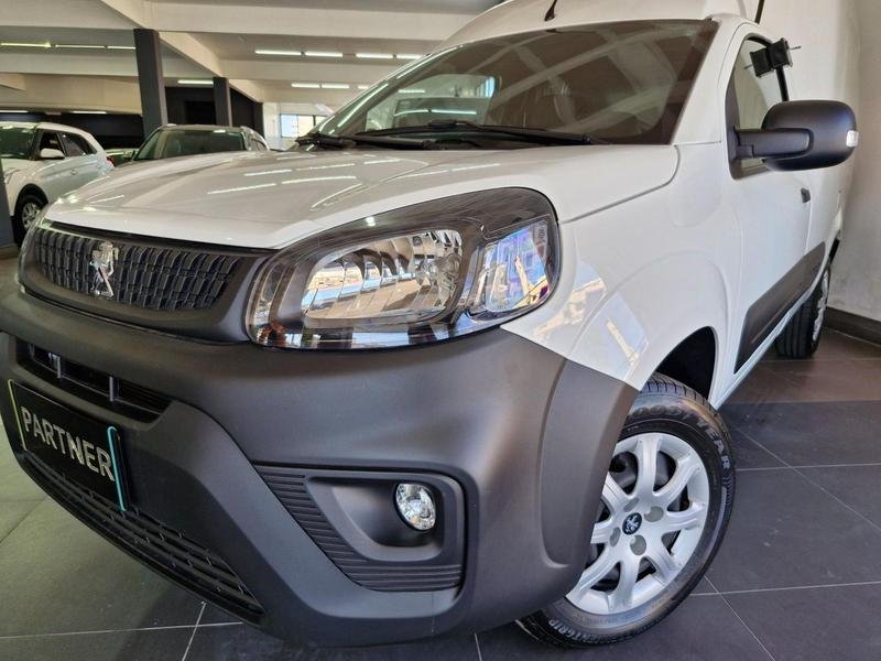 Peugeot Partner Rapid Busin. Pack 1.4 Flex Mec. na cor Branco no Porto Alegre / RS - 1013127