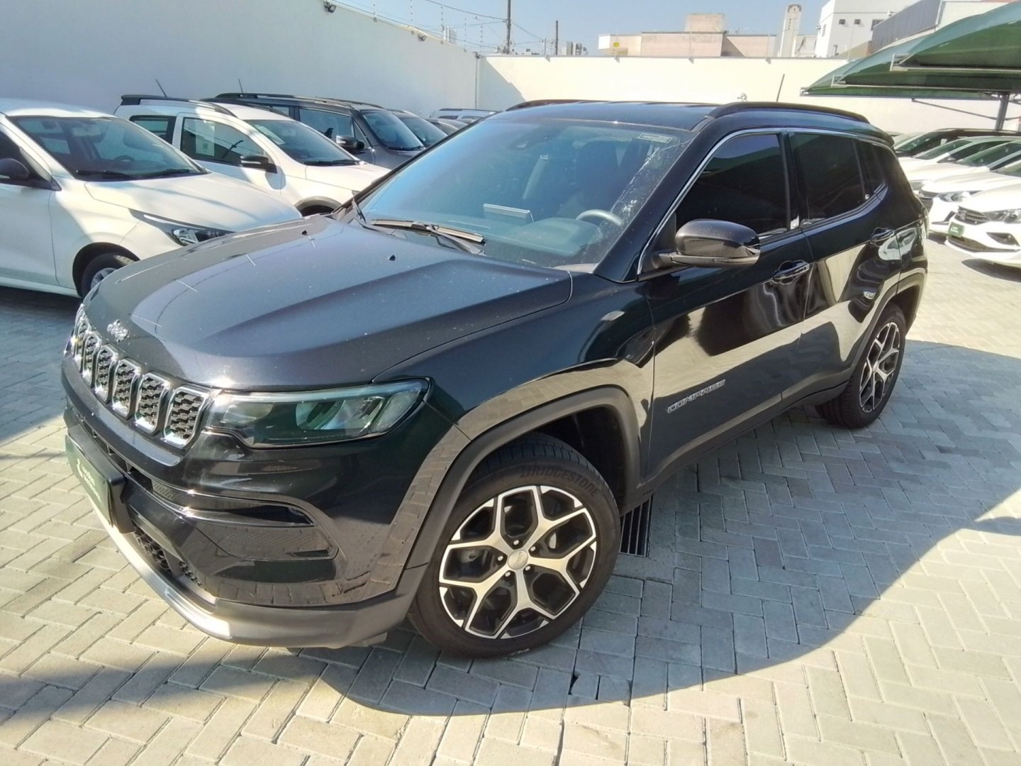 Jeep Compass LONG. T270 1.3 TB 4x2 Flex Aut. na cor Preto em Blumenau / SC - 1014136