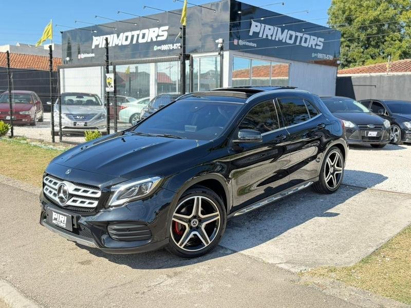 Mercedes-Benz GLA 250 Sport 2.0 TB 16V 4x2 211cv Aut. na cor Preto em Curitiba / PR - 1014762