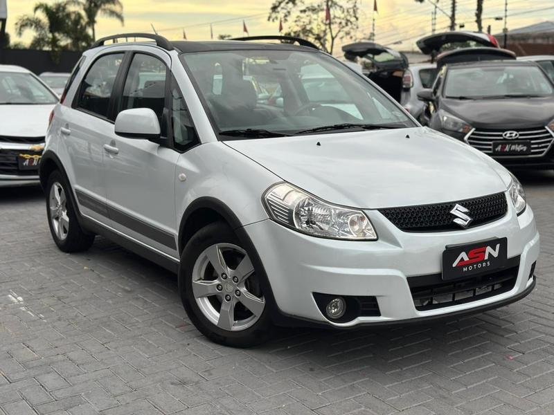Suzuki SX4 S-CROSS GL 1.6 16V Mec. na cor Branco em Curitiba / PR - 1014897