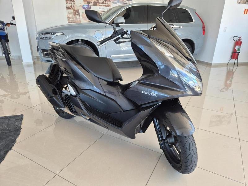 Honda PCX 160  na cor Cinza em Curitiba / PR - 1015009