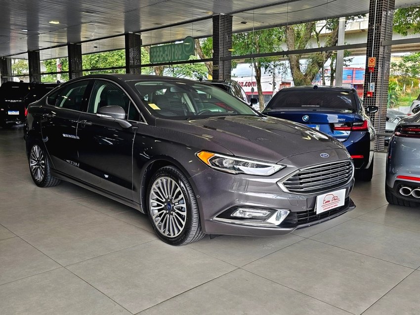 Ford Fusion Titanium 2.0 GTDI Eco. Awd Aut. na cor Cinza no Novo Hamburgo / RS - 1016047