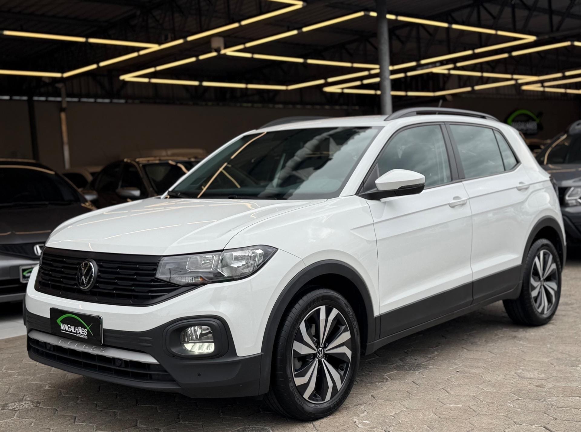 imagem de 200 TSI 1.0 Flex 12V 5p Aut.