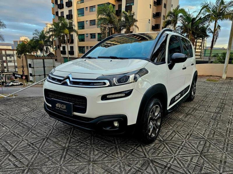 Citroën C3 Aircross Live 1.5 Flex 8V 5p Mec. na cor Branco em Florianópolis / SC - 1018487
