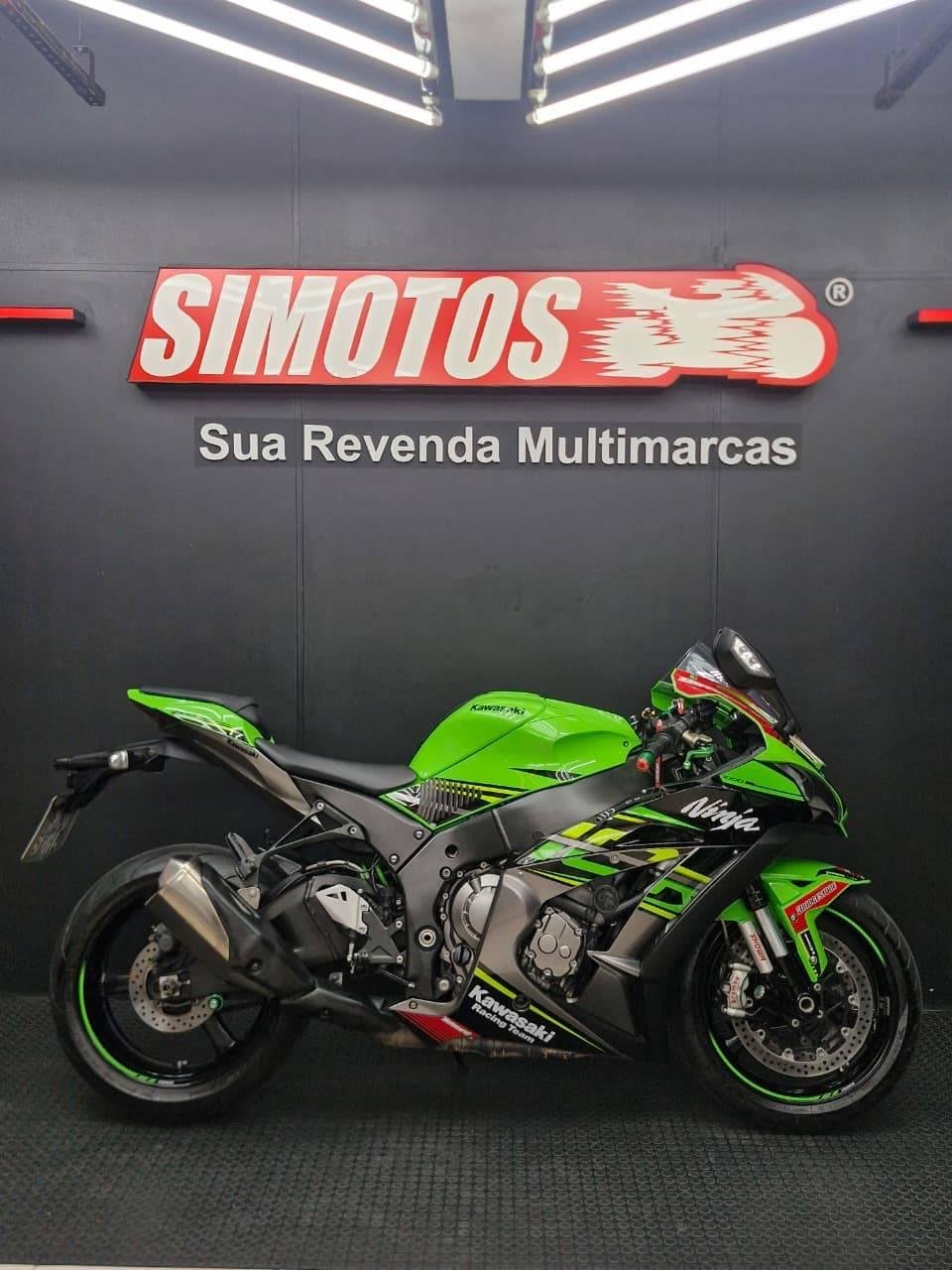 KAWASAKI NINJA ZX-10/ ZX-10R 1000cc/30TH Aniv.  na cor Verde em Florianópolis / SC - 1018811