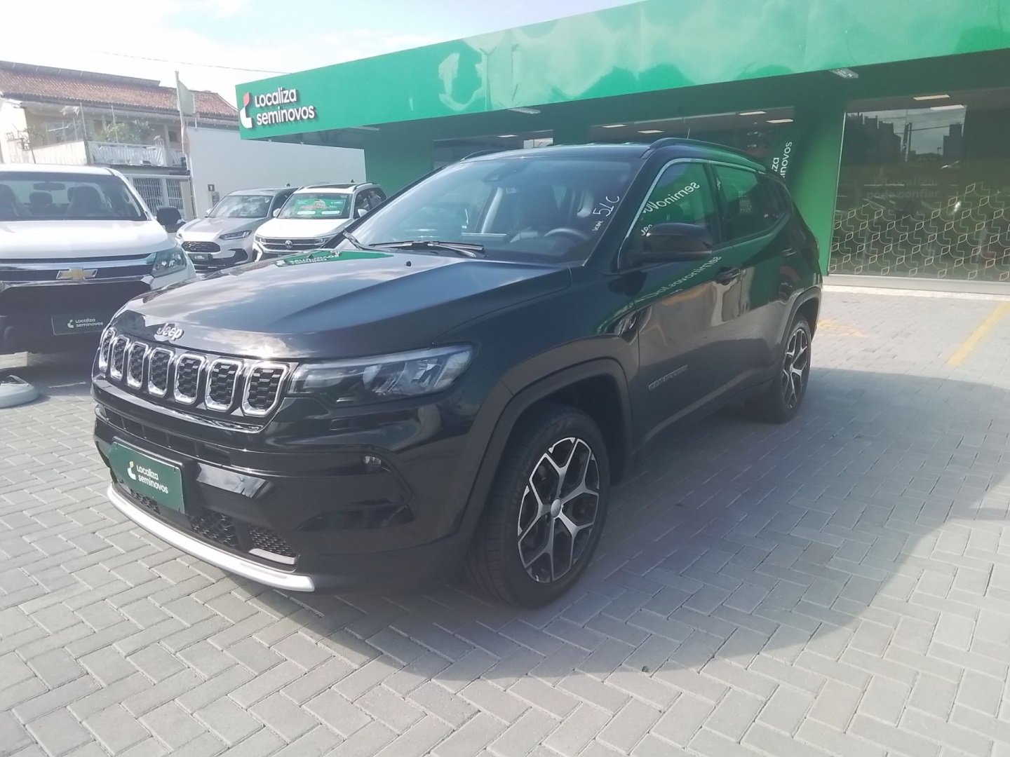Jeep Compass LONG. T270 1.3 TB 4x2 Flex Aut. na cor Preto em Itajaí / SC - 1019205