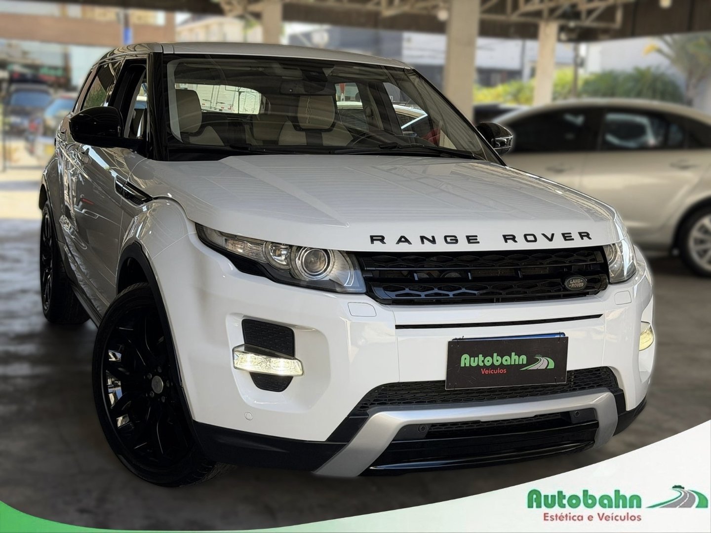 Land Rover Range Rover Evoque Dynamic 2.0 Aut 5p na cor Branco em Joinville / SC - 1019483