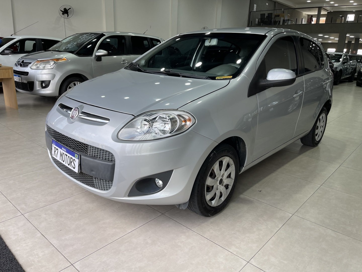 Fiat Palio ATTRACTIVE 1.0 EVO Fire Flex 8v 5p na cor Prata em Campinas / SP - 1022321