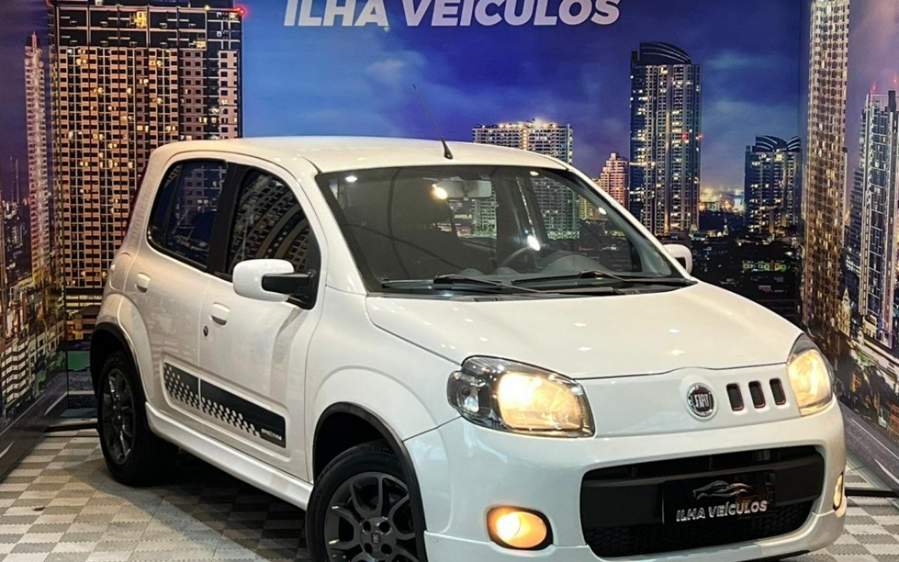 Fiat Uno SPORTING 1.4 EVO Fire Flex 8V 4p na cor Branco no Canoas / RS - 1022349