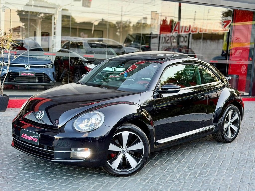 Volkswagen Fusca 2.0 TSI 16V Aut. na cor Preto em Ponta Grossa / PR - 1025292