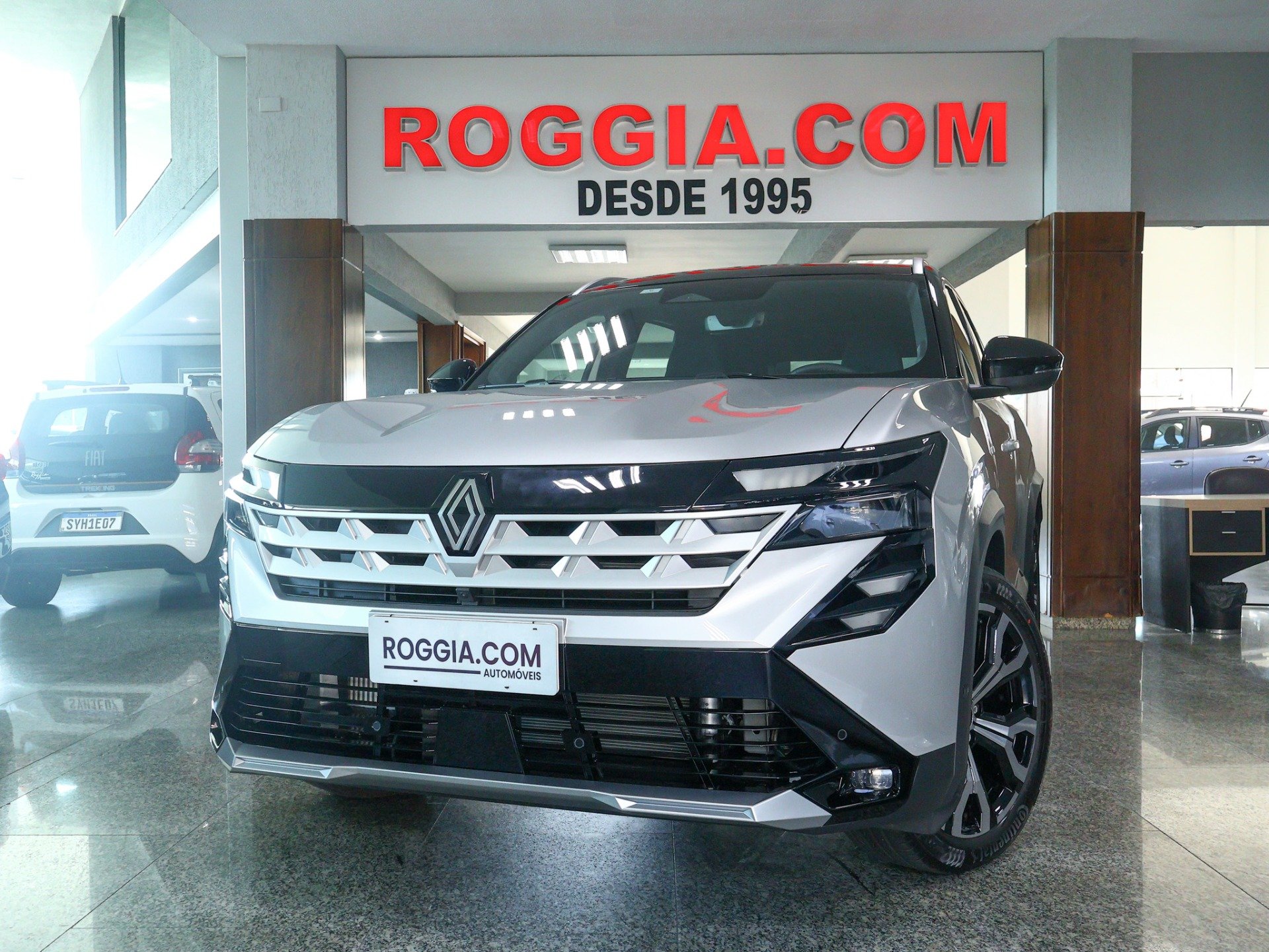 Renault Boreal Iconic 1.3 Turbo 16V 5p Aut. na cor Prata em Curitiba / PR - 1025700