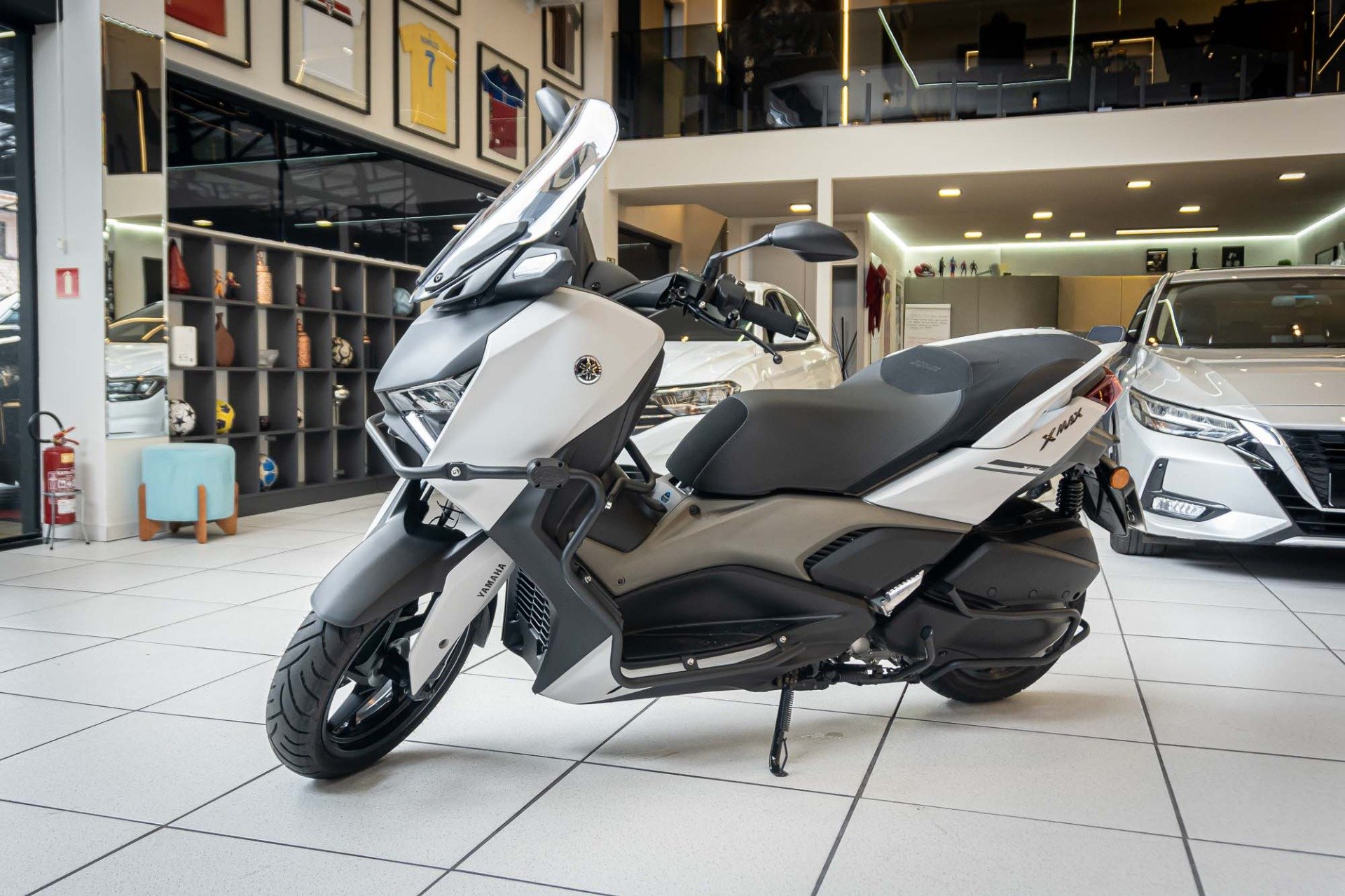 YAMAHA XMAX 250 CONNECTED  na cor Cinza em Curitiba / PR - 1026260