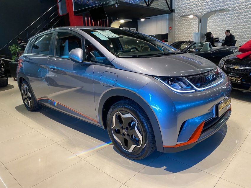 BYD Dolphin EV (Elétrico) na cor Cinza em Curitiba / PR - 1026626