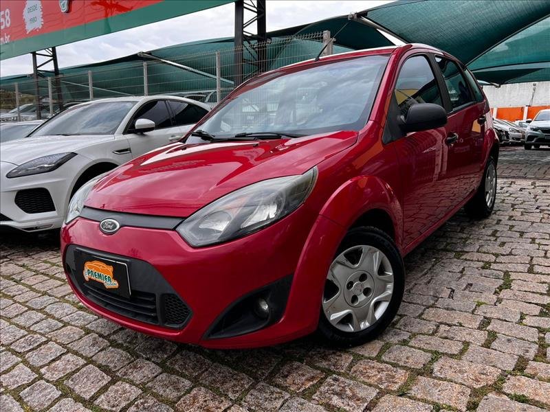 Ford Fiesta 1.0 8V Flex/Class 1.0 8V Flex 5p na cor Vermelho em Vinhedo / SP - 1027993