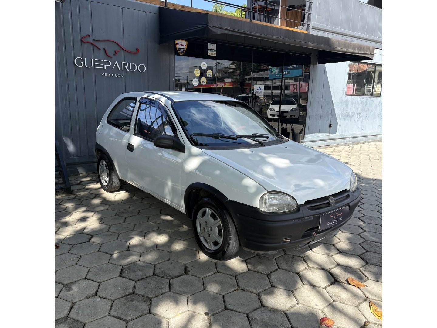 Chevrolet Corsa Sedan Super 1.0 MPFI 4p na cor Branco em Joinville / SC - 1030099